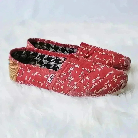 RARE TOMS Red Math EquationFlats - 6.5 - Picture 1 of 9